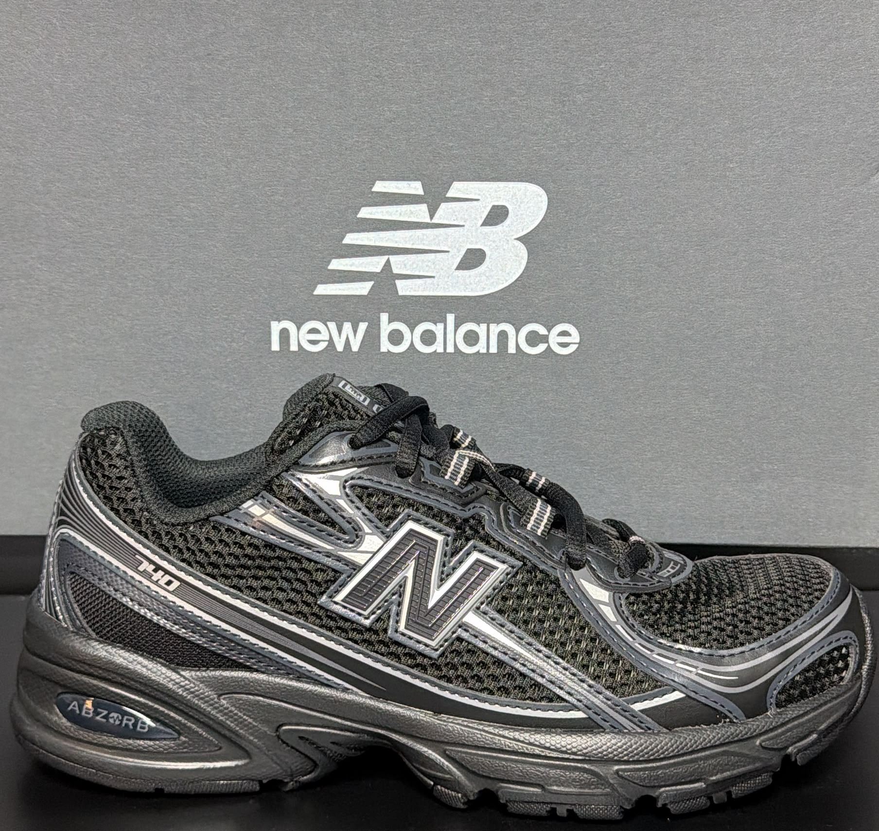 NEW BLANCE 740